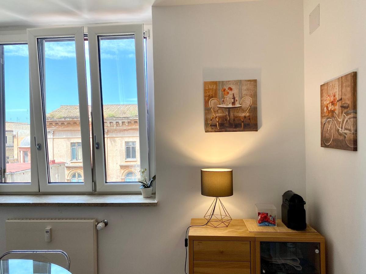 Apartamento Il Palazzetto Di Via Della Frezza Roma Exterior foto